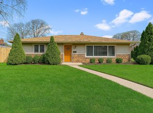 9966 S California Ave, Evergreen Park, IL