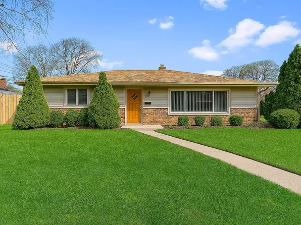 9966 S California Ave, Evergreen Park, IL 60805