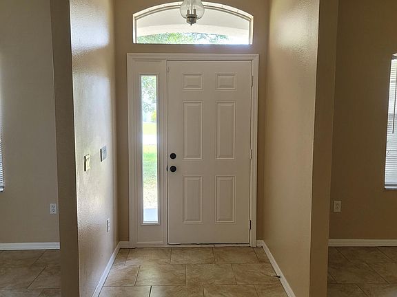 3rd image of 92 La Mancha Dr
