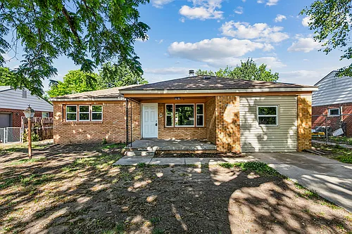 2807 S Pattie Ave Photo 1
