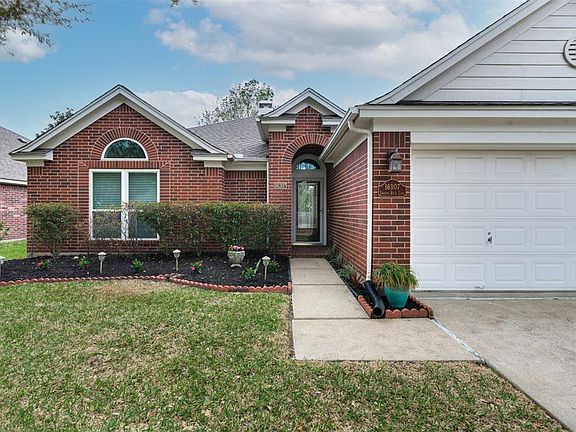 3rd image of 16307 Shining Rock Ln
