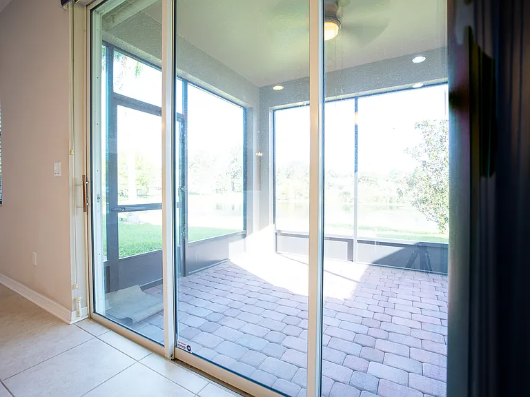 5972 Paxton Ct — Photo 37