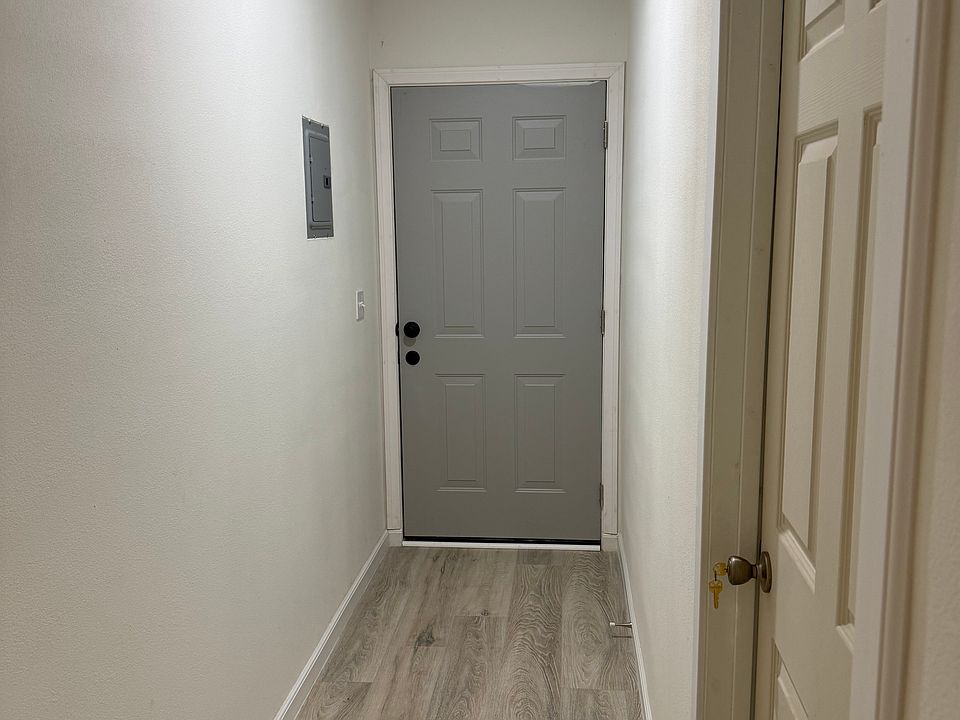 1st image of 31051 Neer St