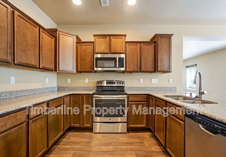 7673 Crestone Peak Trl — Photo 20