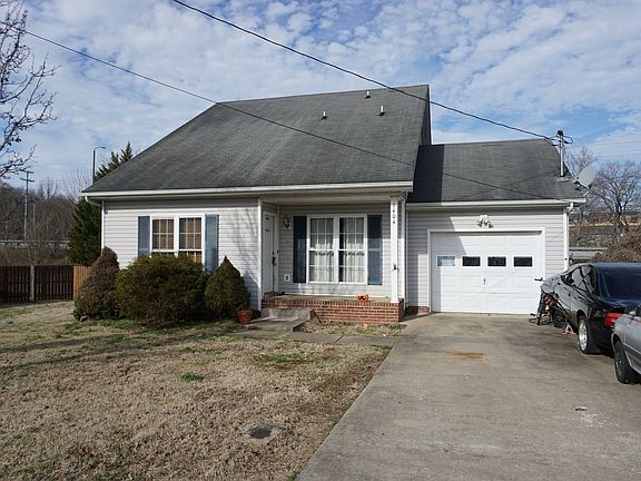 4th image of 1404 Buchanon Dr