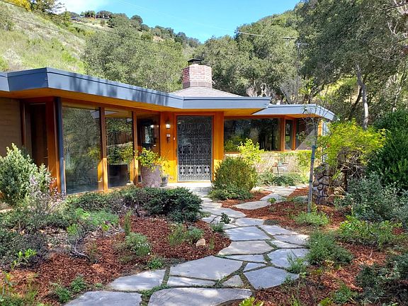 3rd image of 9 Story Rd