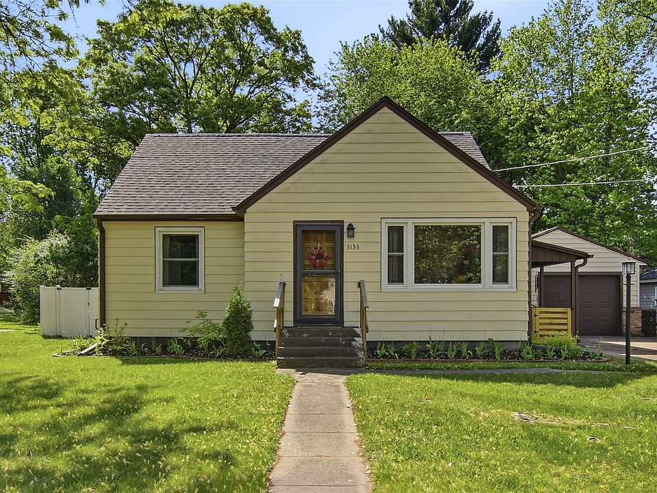 1st image of 3133 Locust Lane