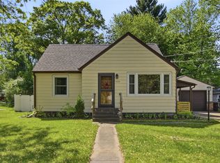 3133 Locust Ln, Eau Claire, WI 54703