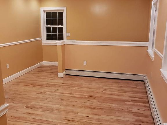 2nd image of 15607 102nd St