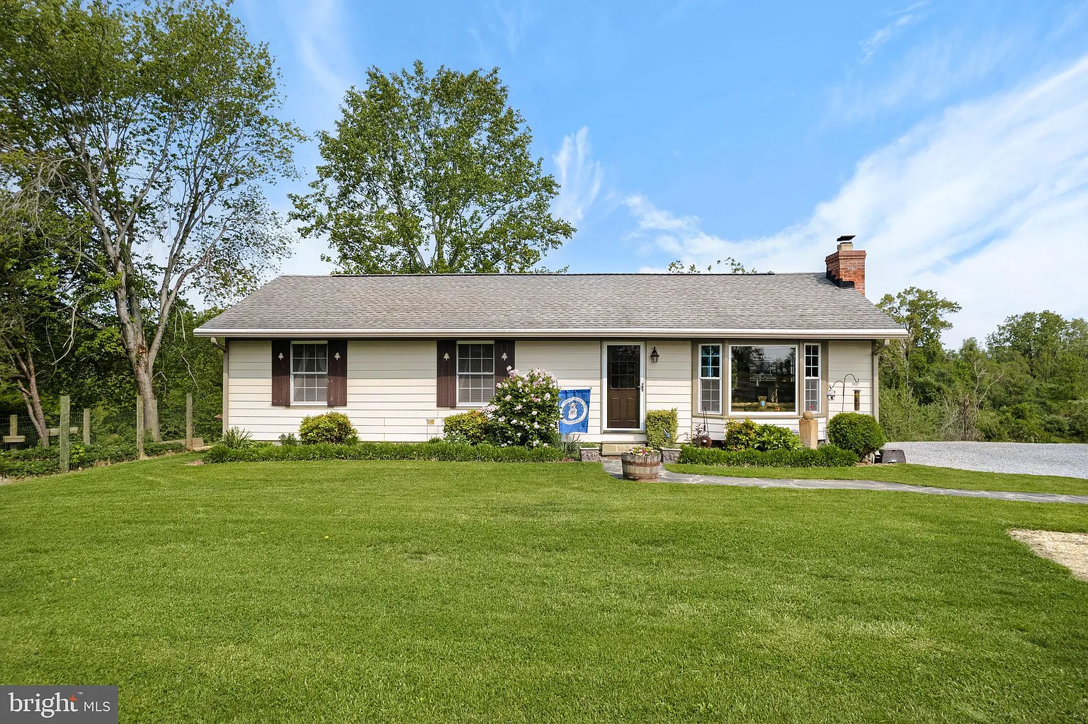 20295 Saint Louis Rd photo 1