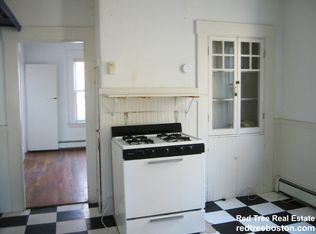 357 Windsor St #2, Cambridge, MA 02141