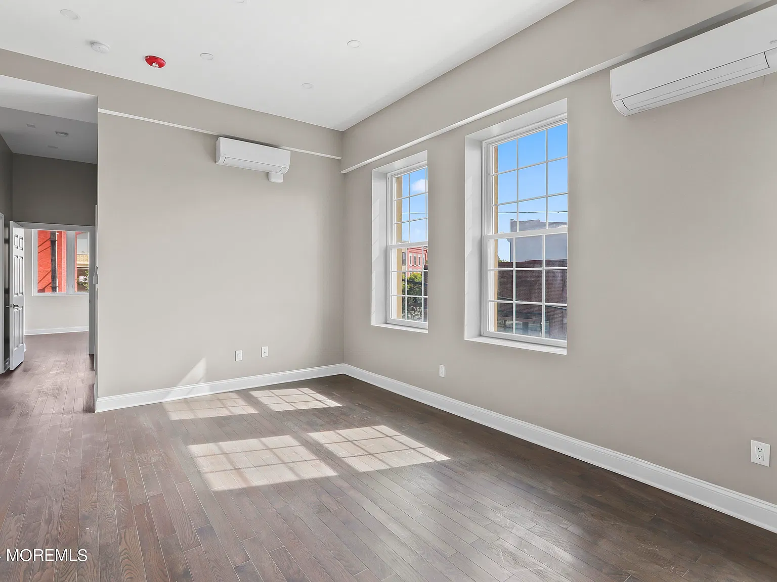 2 bed, 7200 sqft, $3,400 — Photo 4