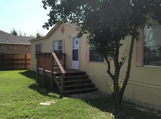 147 Lago Vista Dr, Rockport, TX 78382