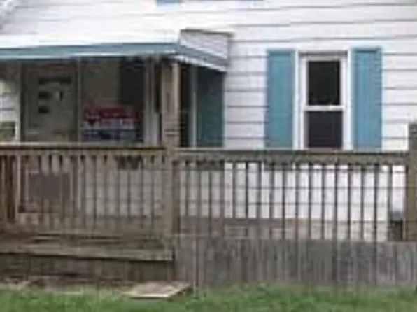 59 Marion Ave, Waterford, MI 48328