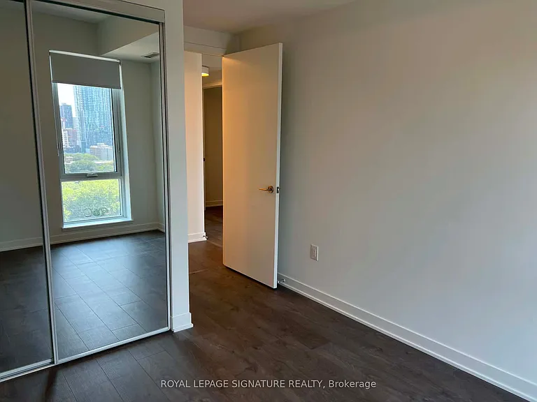 10 Oak St #1407 — Photo 6