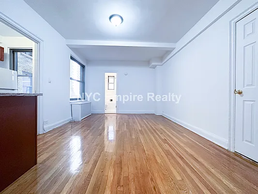 Rented by Empire City NYC Realty | media 16