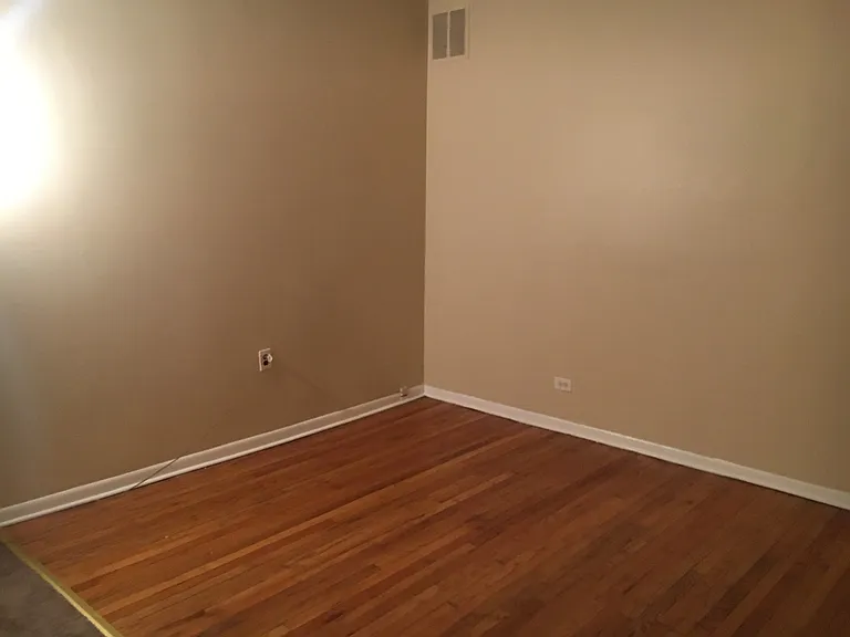 2900-04 N Laramie Avenue W George St #5200-06 — Photo 16