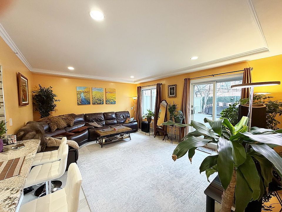 1st image of 3165 Emmons Ave APT 1K