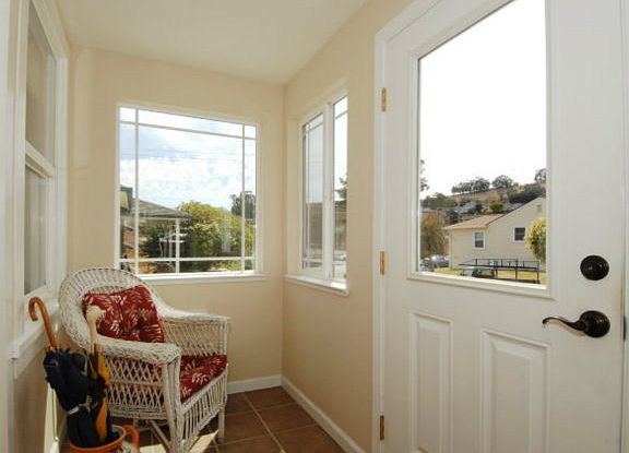 4th image of 104 Belmont Ave