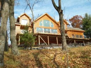 W5019 Wilson Rd, Waupaca, WI 54981