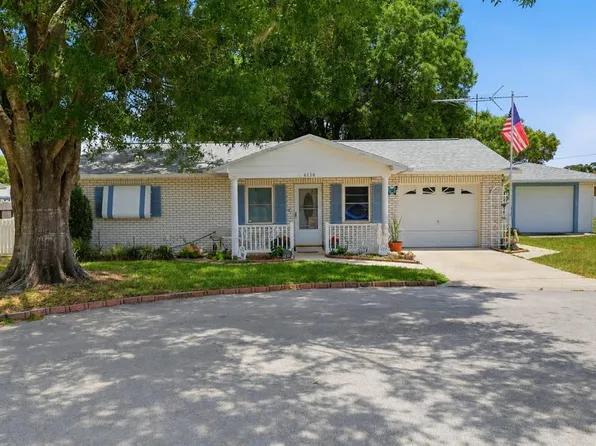6130 17th St, Zephyrhills, FL 33542