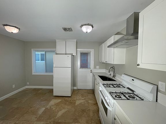 5th image of 1159 Felspar St #8