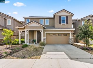 612 Farmstead Dr, Vacaville, CA 95688