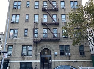 178 E 205th St #1, Bronx, NY 10458