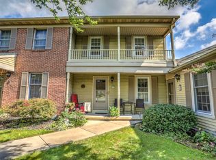 34 Ashlea Gdns, New Holland, PA 17557