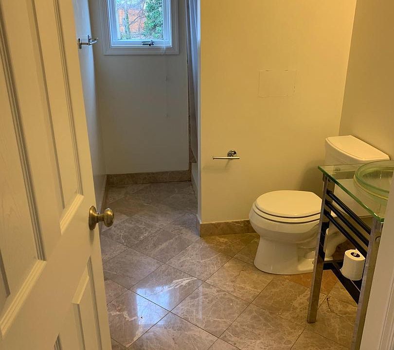 Additional linen closet in the bathroom.