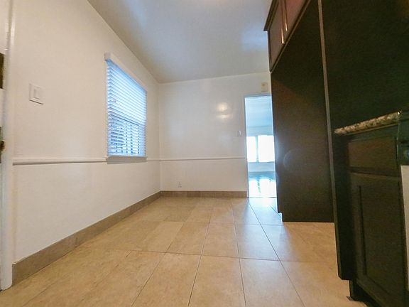 5th image of 6921 S La Cienega Blvd
