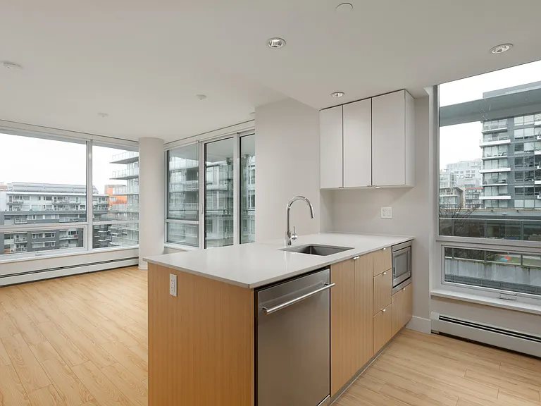 159 W 2nd Ave #803 — Photo 3