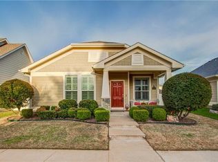 1311 Bristol Ln, Aubrey, TX 76227