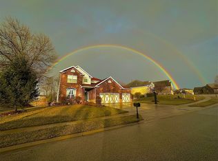 1027 Pebble Beach Dr, Caseyville, IL 62232