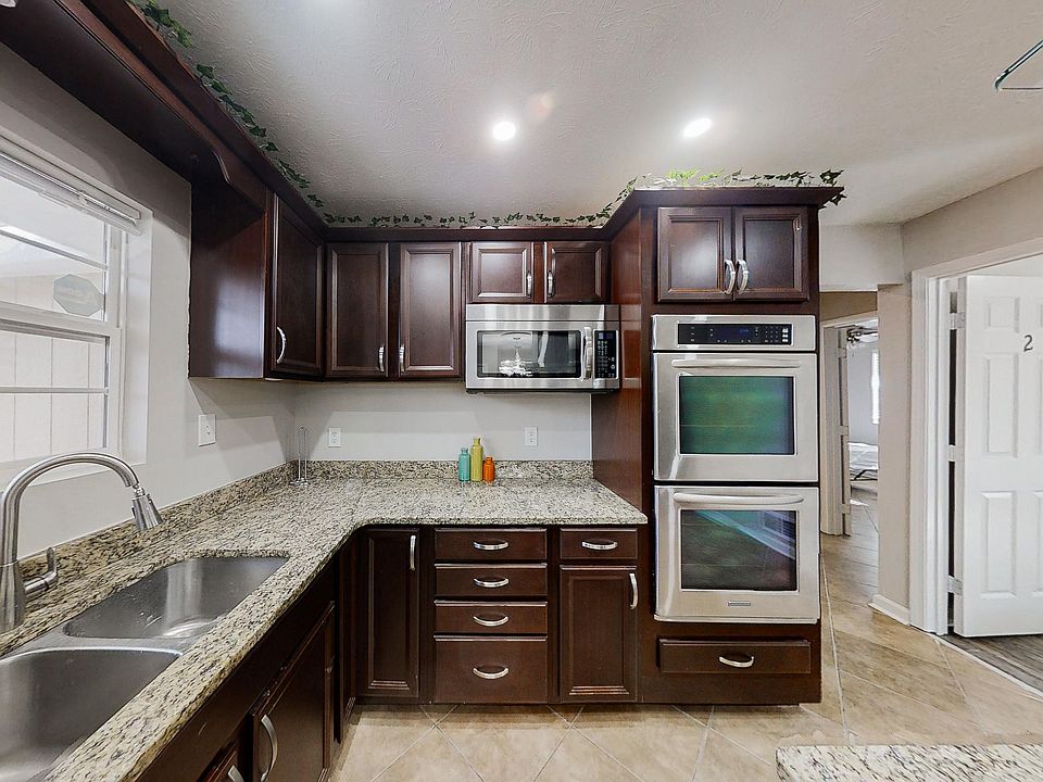 1st image of 526 Village Ln #12957190