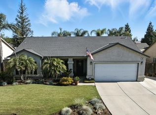 665 W Orange St, Kingsburg, CA 93631