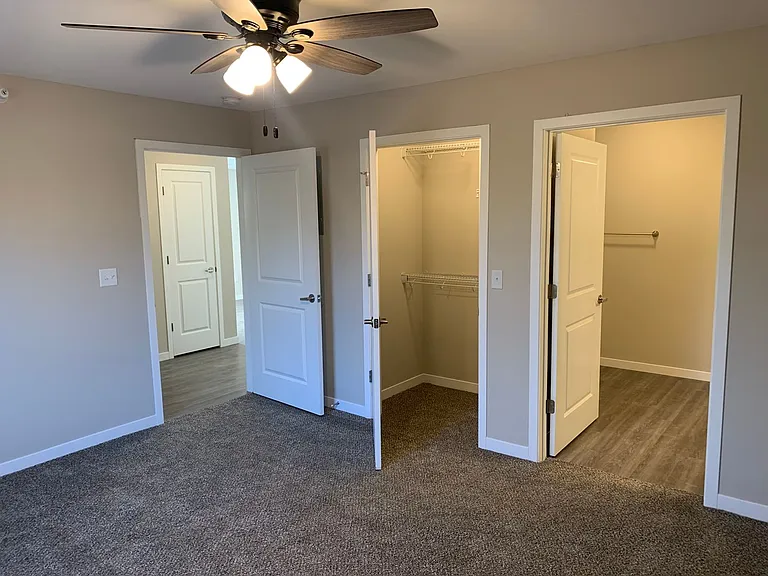 Cypress Ridge Apartments — Photo 21