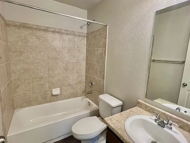 7146 Honeycomb Dr — Photo 10