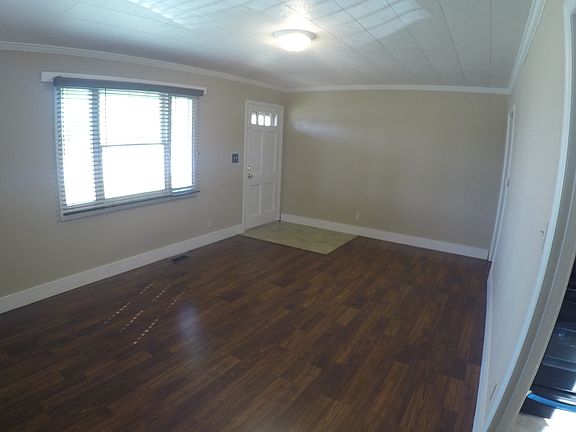 5th image of 3209 Underwood St