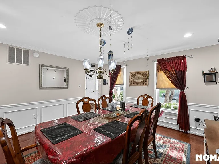 13648 Spinning Wheel Dr — Photo 18