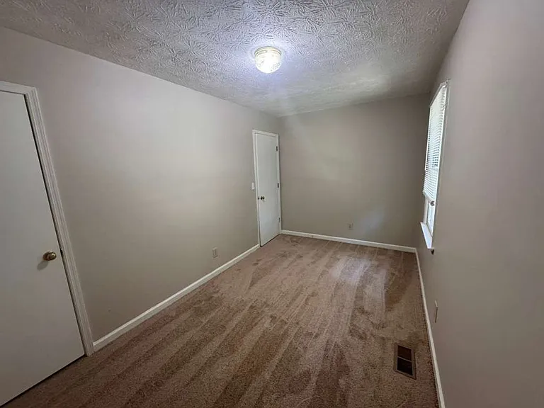 348 Freshman Dr — Photo 21