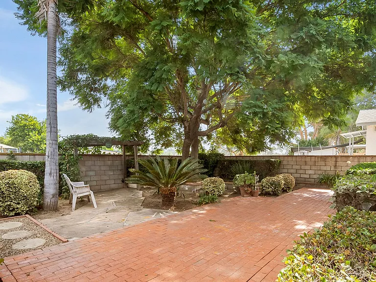 4665 Terry Ln — Photo 13