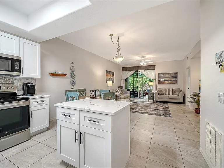 8375 Glenrose Way #211 — Photo 3