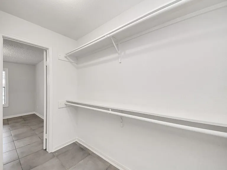 2750 Holly Hall St #911 — Photo 38