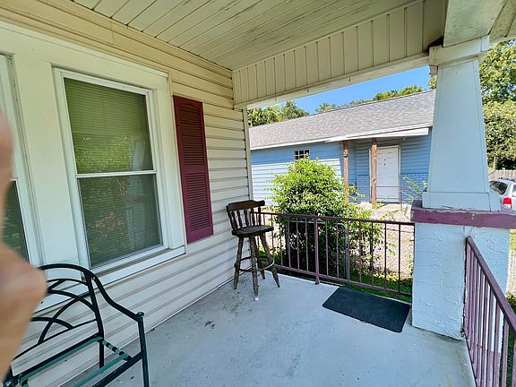 3rd image of 1209 Belmeade Ave