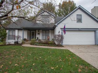 10110 Canter Ridge Ct, Louisville, KY 40223