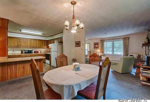 5th image of 104 Orchard Dr