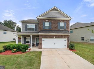 5364 Burrus Ln, Mableton, GA 30126