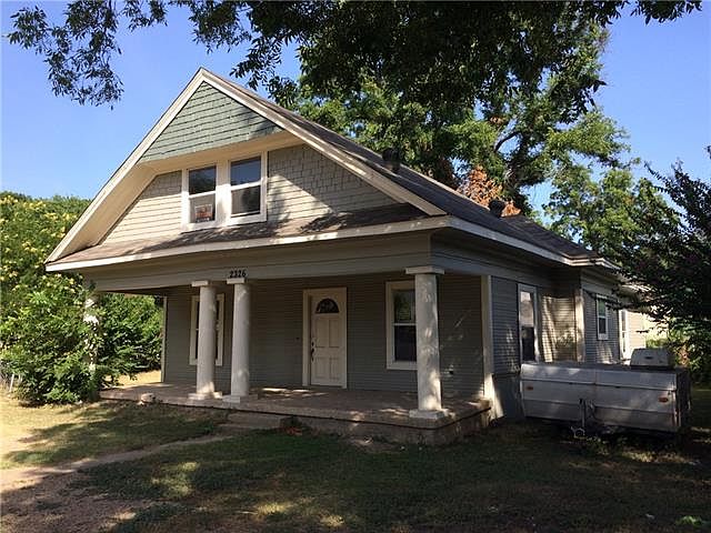 2nd image of 2326 Gilford St