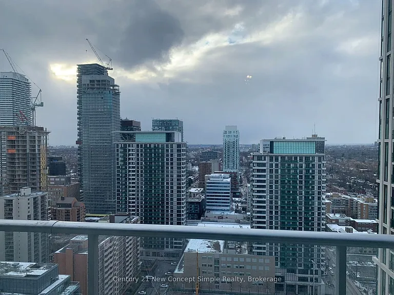 195 Redpath Ave #3211 — Photo 9